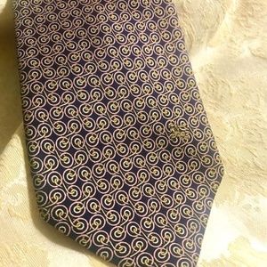 Burberry Silk Tie w Logo On front Rare Tie Made in Italy